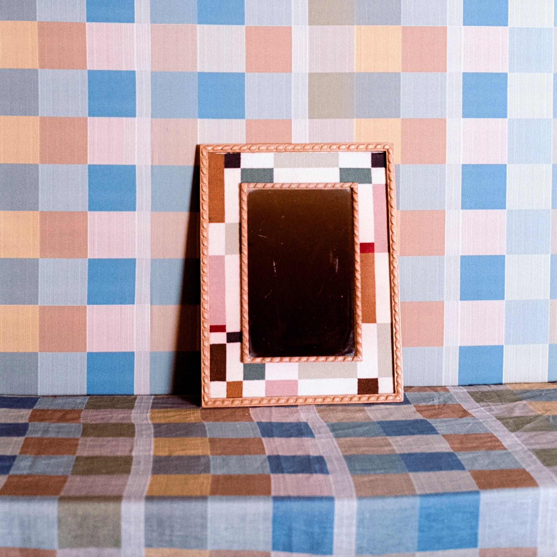 Echoes Linen Tablecloth