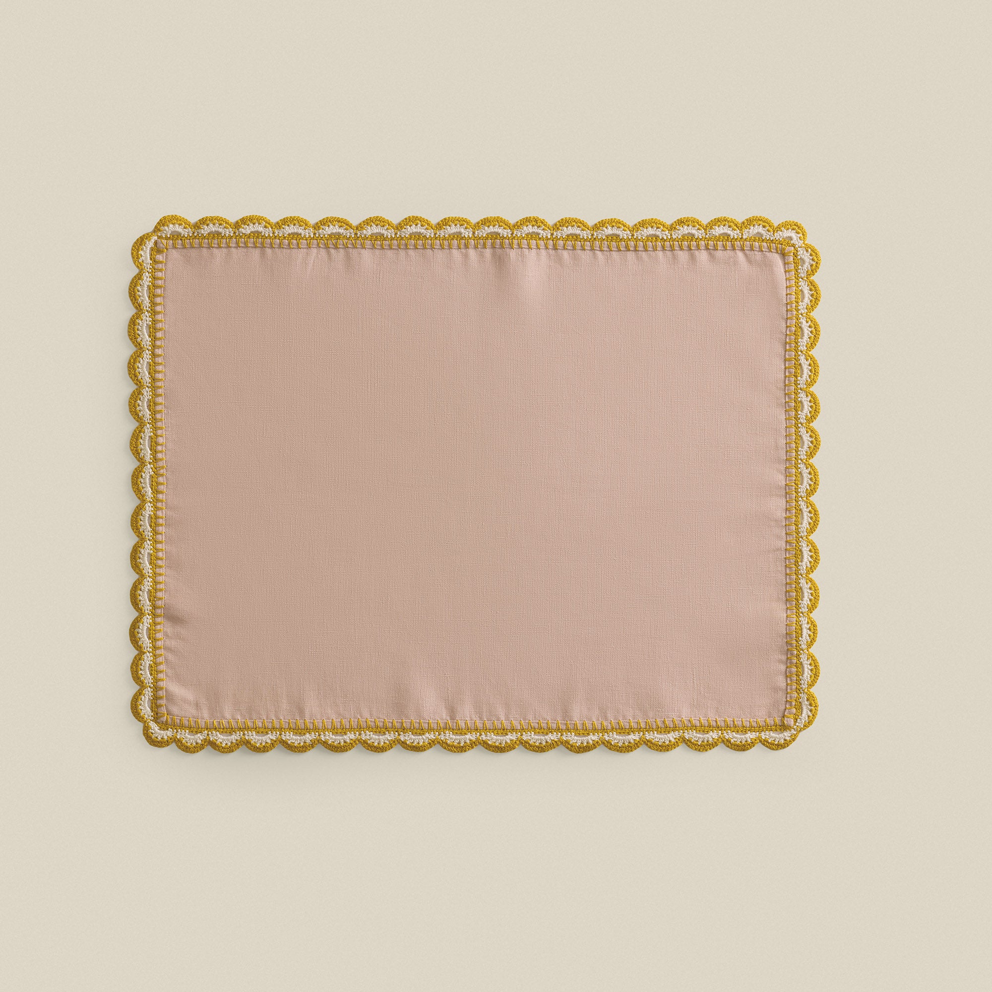 Scallop Placemat (Set of 2)