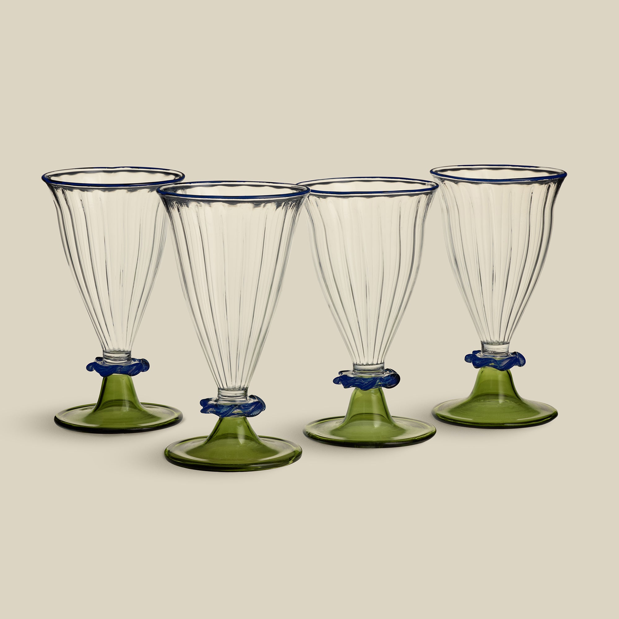 Palace Walk Hand-Blown Wine Glass (Set of 4)