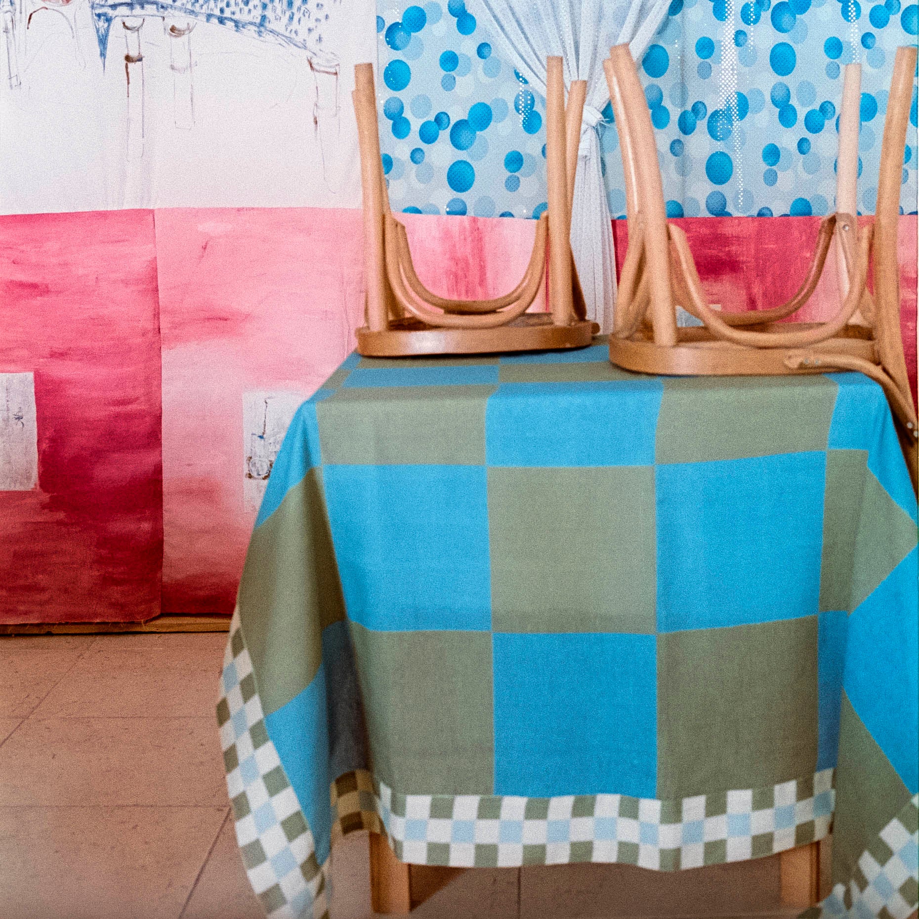 Cleo Linen Tablecloth