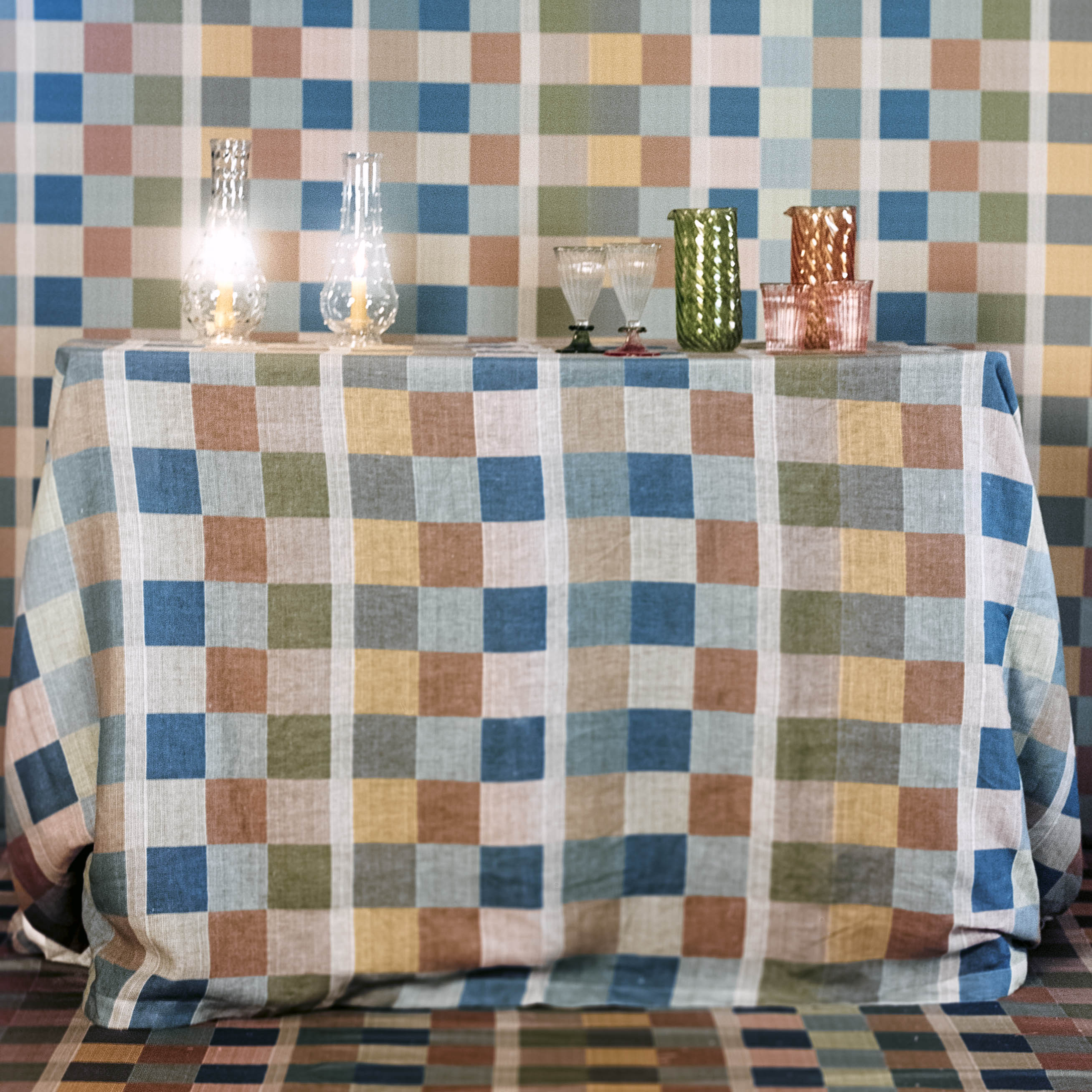 Echoes Linen Tablecloth