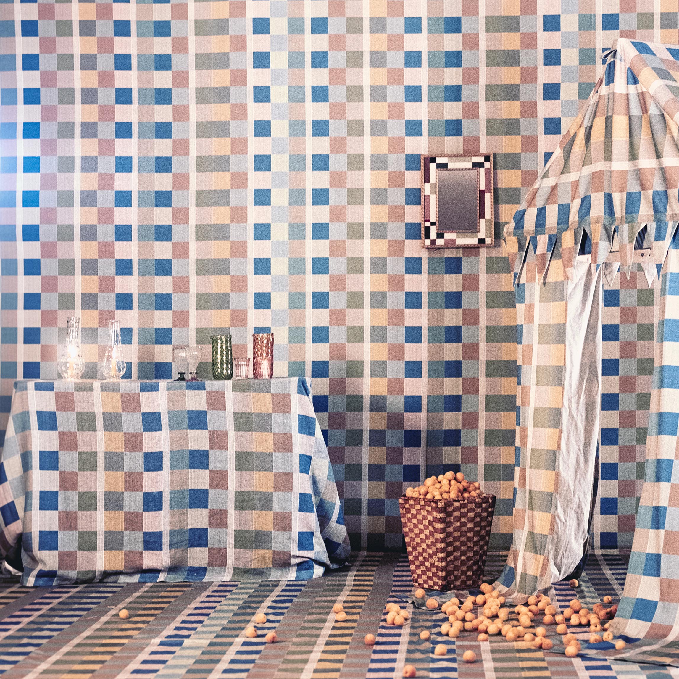 Echoes Linen Tablecloth