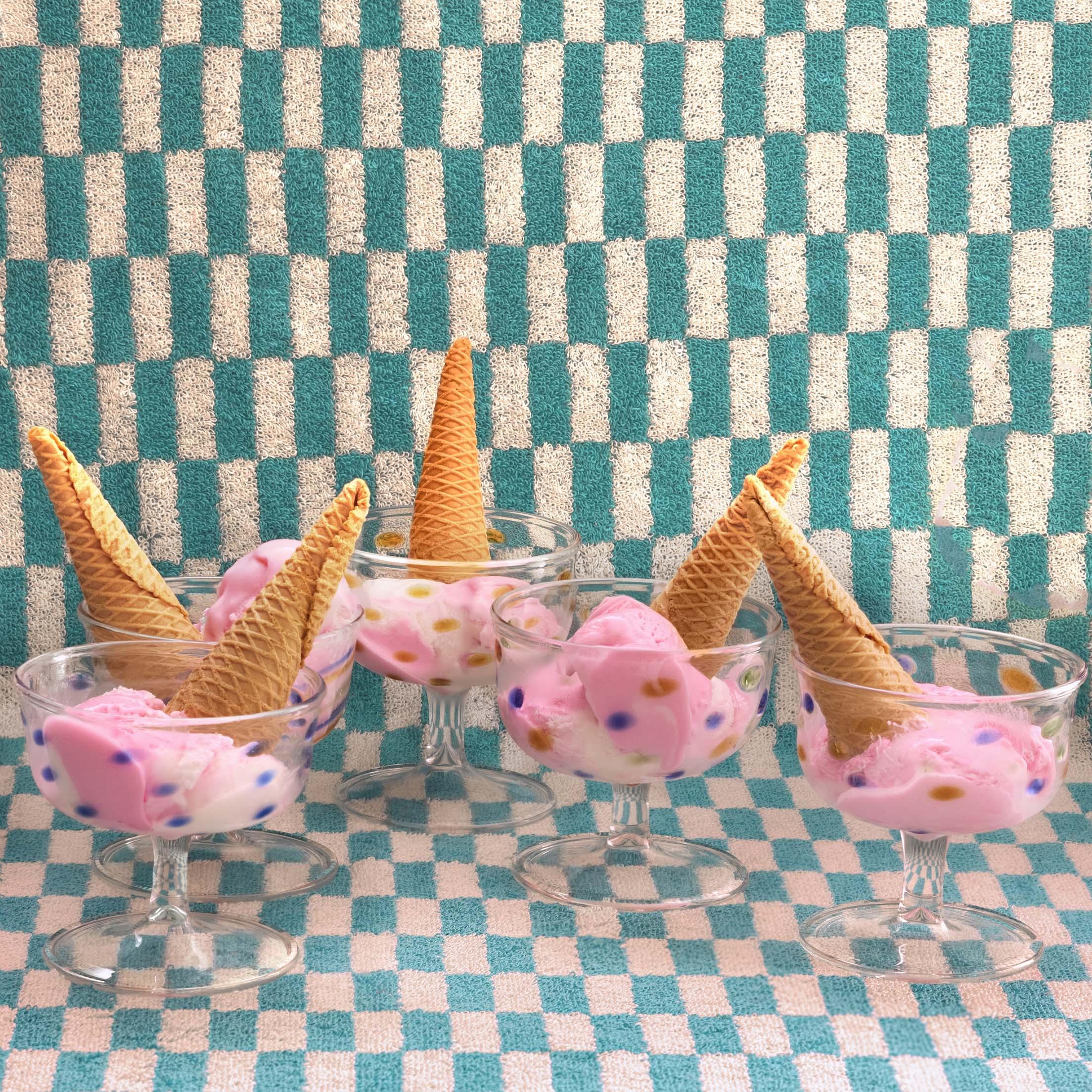 Swirly Hand-Blown Glass Ice Cream Bowl (Set of 2)