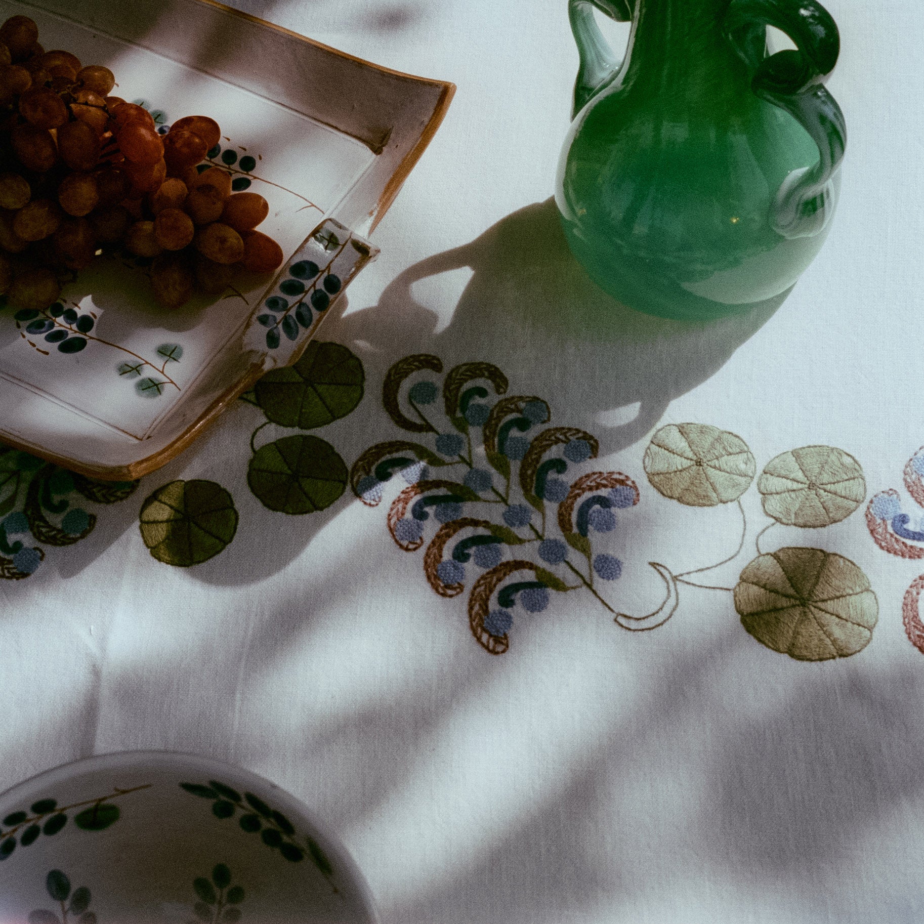 Luxor Vine Hand-Embroidered Linen Tablecloth